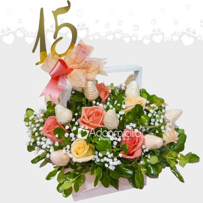 Fresas Con Chocolate Y Rosas Para Quinceaños A Domicilio En Bogotá Pedido Con 3 Días De Anticipación 